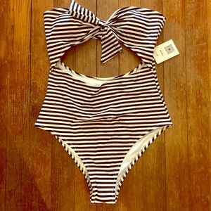 Cupshe bathing suit NWT